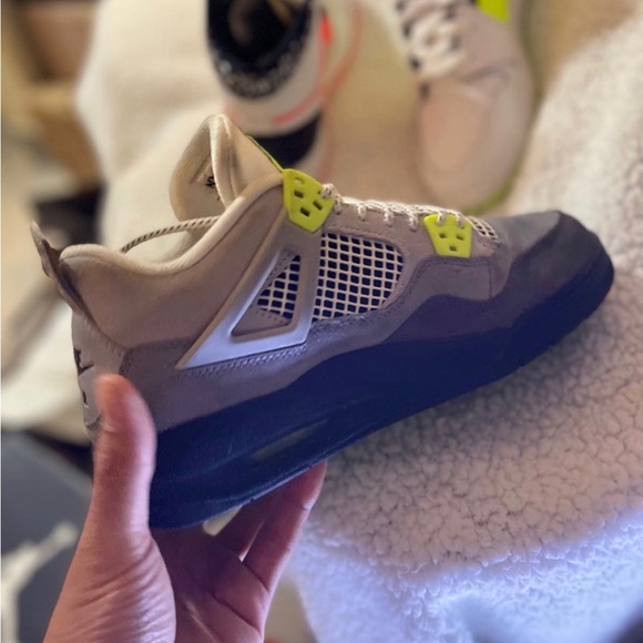 Air Jordan 4 Retro SE GS 'Neon 95' - dead stock - Picture 9 of 9